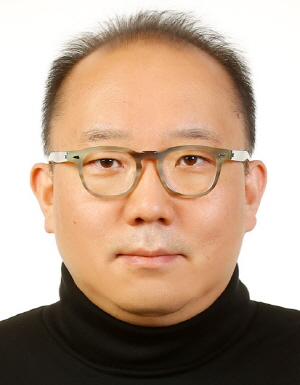 심사위원